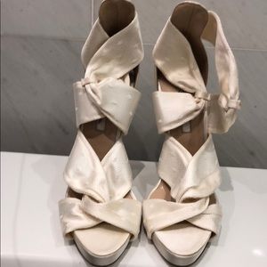 Oscar de la rente size 40. Made in Italy.